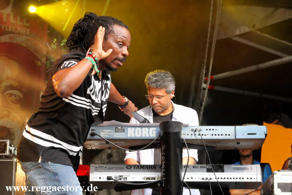 Chuck Fenda & House of Riddim - Reggae Jam 2017