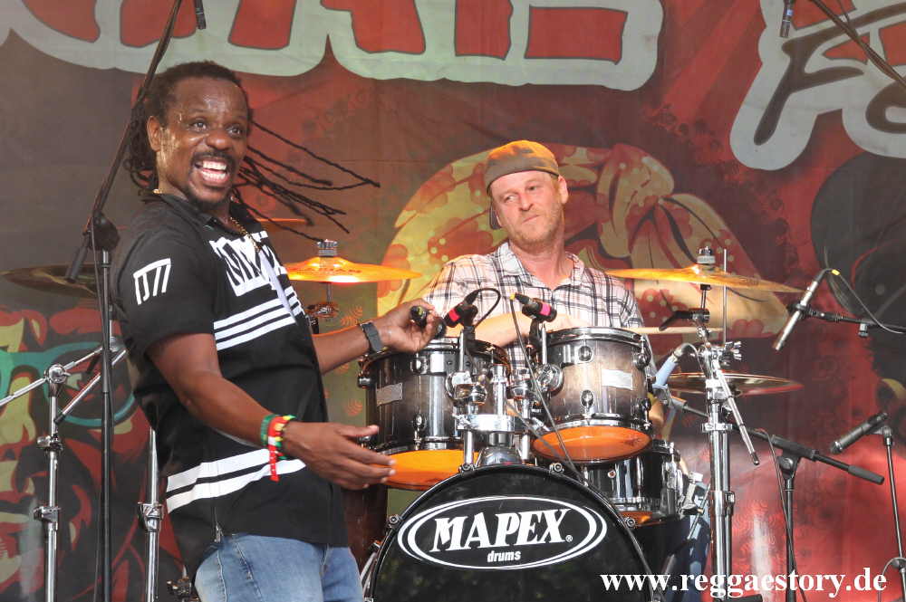 Chuck Fenda & House of Riddim - Reggae Jam 2017