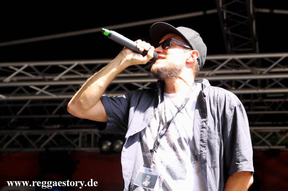 Illbilly Hitec - Longfingah - Reggae Jam 2018