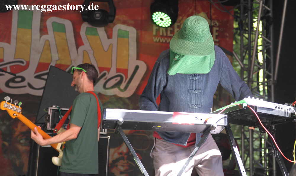 Robin Grippa Laybourne - The Hempolics - Reggae Jam 2018