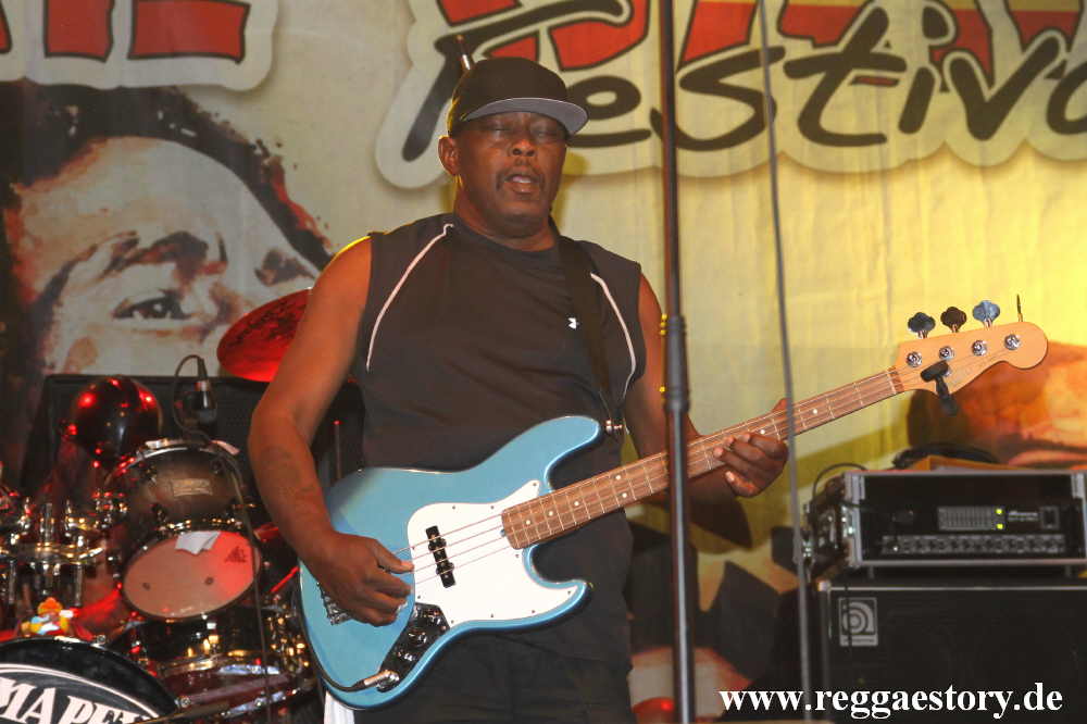 Robbie Shakespeare - Taxi Gang - Reggae Jam 2018