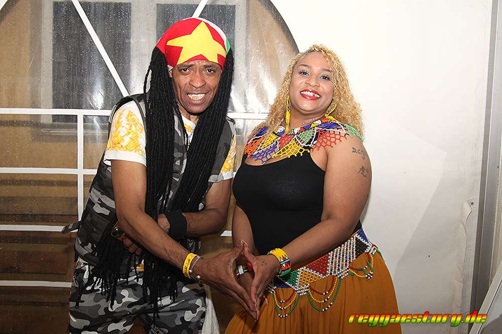 Luna Liciousz + Mike Vaarnold - Reggae Jam 2024
