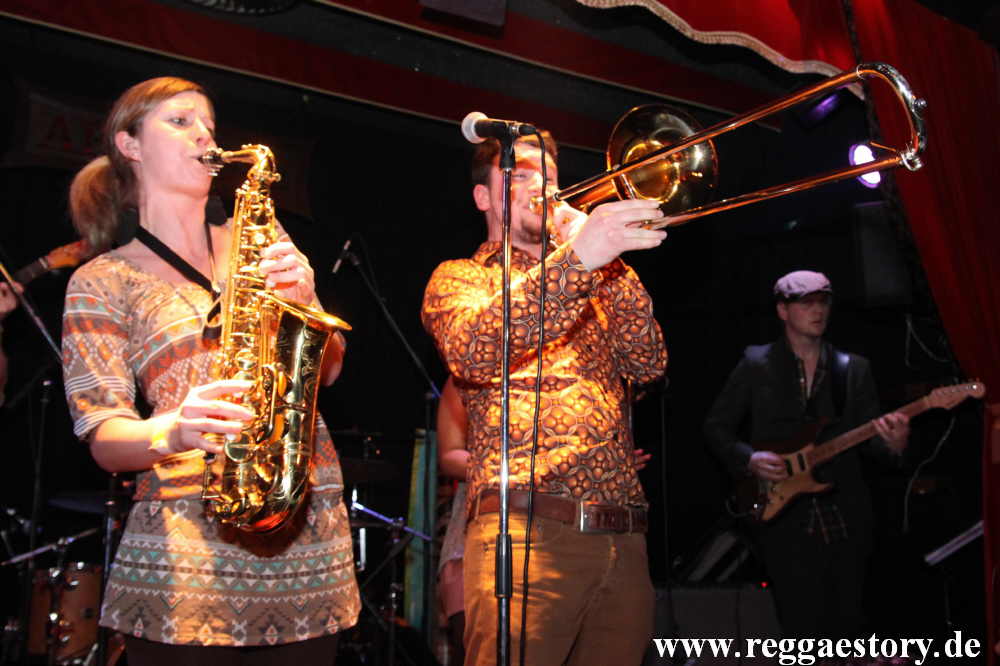 The Steadytones