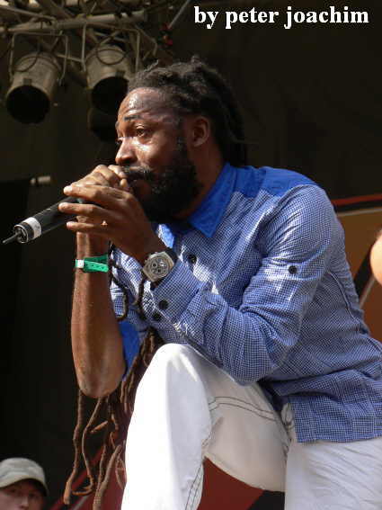 Lutan Fyah und Dub Akom Band - Green Stage