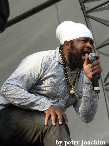 Fantan Mojah und House of Riddim Band - Green Stage