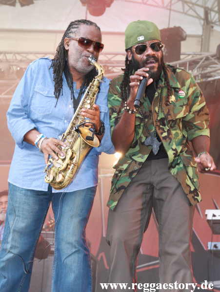 Dean Fraser und Tarrus Riley