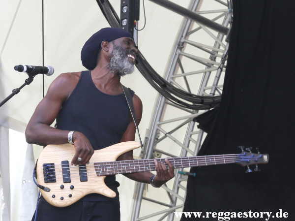 Summerjam 2012 - Midnite