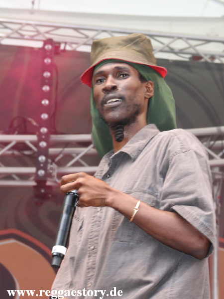 Summerjam 2012 - Midnite