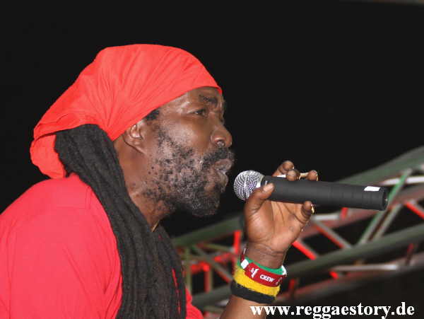 King C Red