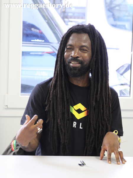 Rocky Dawuni