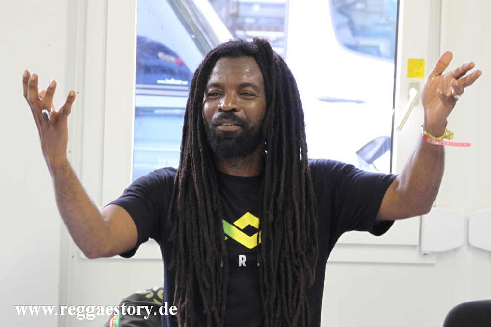Rocky Dawuni