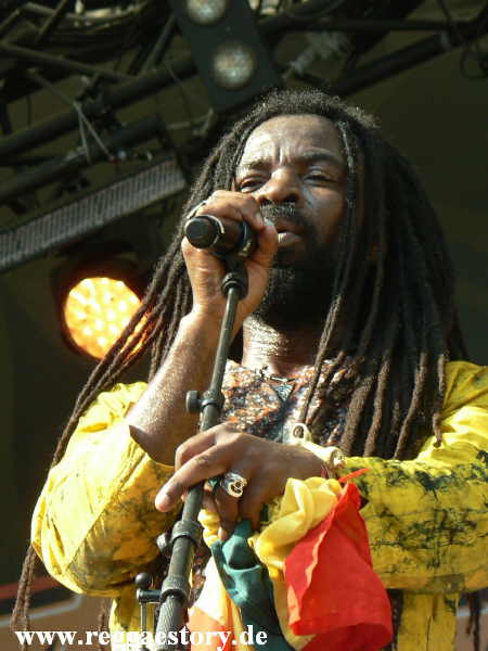 Rocky Dawuni