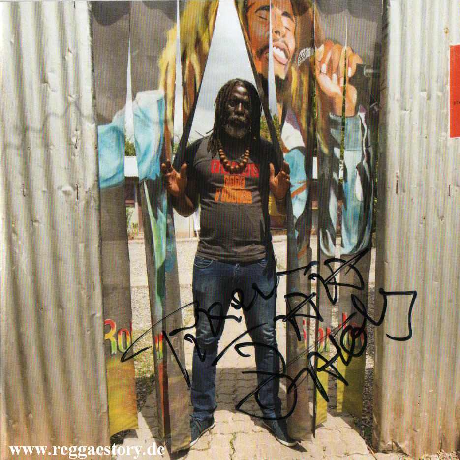 Tiken Jah Fakoly - Racines - Booklet