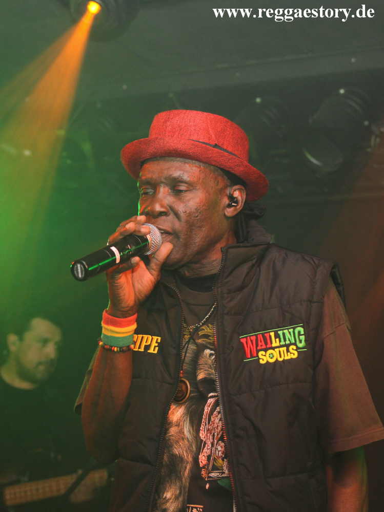 Wailing Souls - Pipe