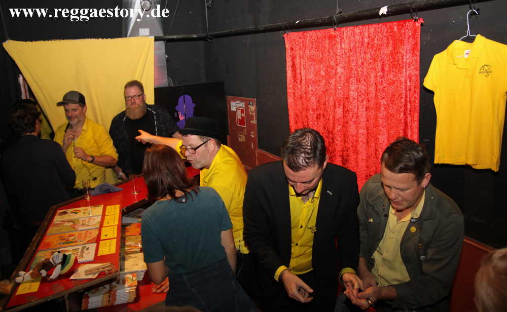 25 Jahre Yellow Umbrella - Scheune Dresden