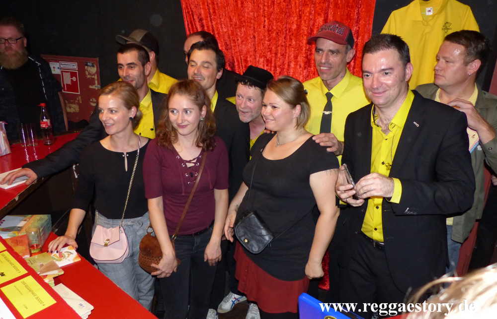 25 Jahre Yellow Umbrella - Scheune Dresden
