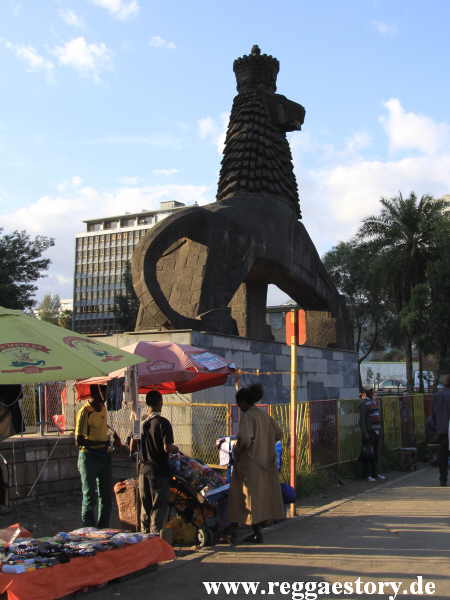 Addis Ababa - Steinerner Lion of Juda