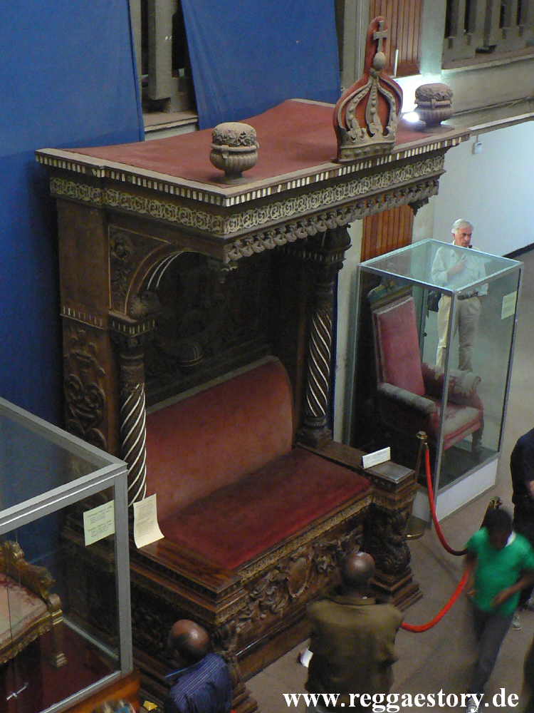 Addis Ababa - Nationalmuseum - Thron Haile Selassie