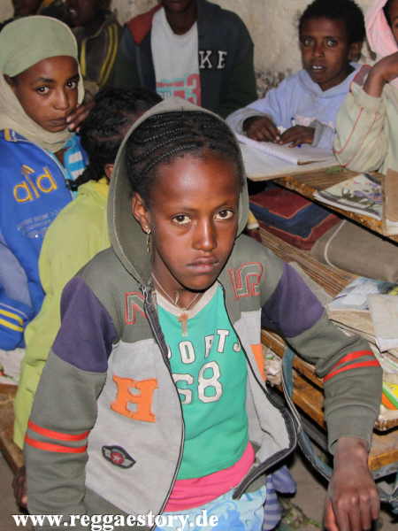 Ethiopia - Amhara - Chinese Road - Schule