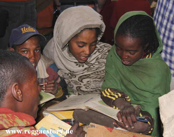 Ethiopia - Amhara - Chinese Road - Schule