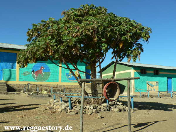 Ethiopia - Amhara - Chinese Road - Schule