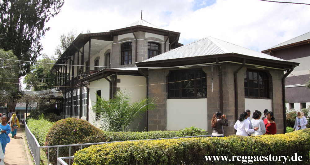 Haile Selassie / Yekatit 12 Hospital