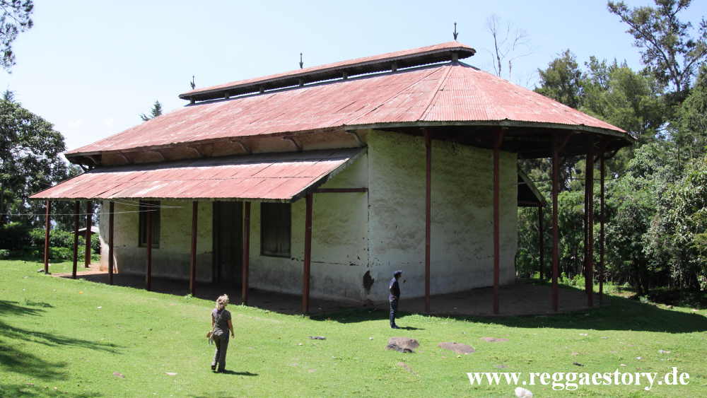 Ethiopia - Addis Alem - Menelik II. Festhalle