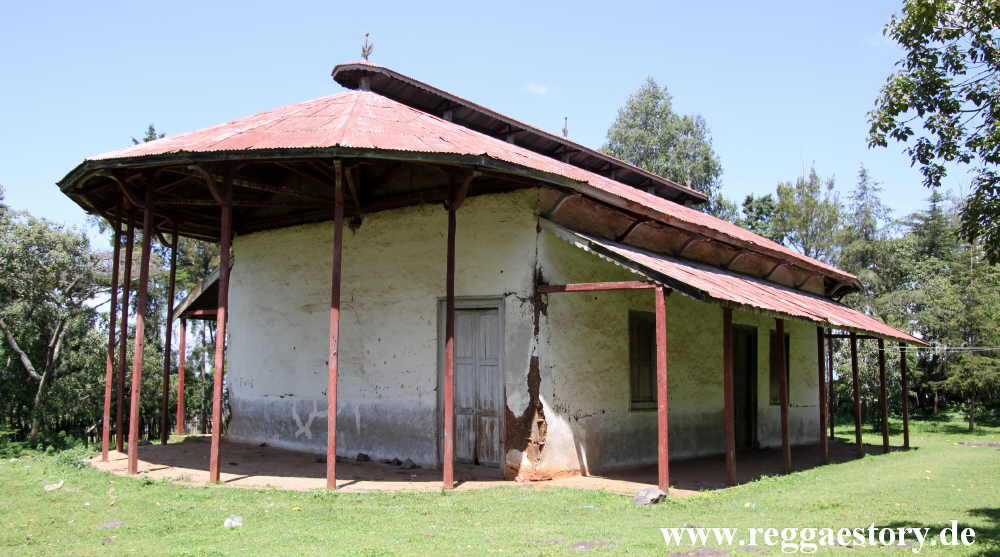 Ethiopia - Addis Alem - Menelik II. Festhalle