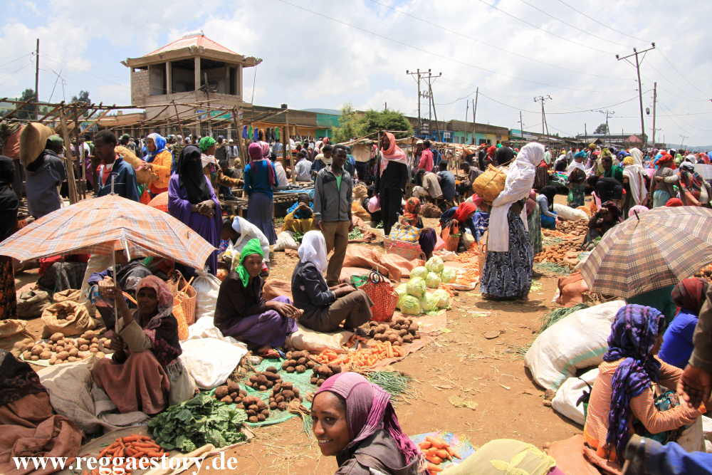 Ethiopia - Oromia - Bekoji - Market