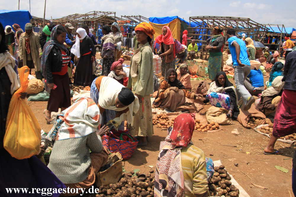 Ethiopia - Oromia - Bekoji - Market