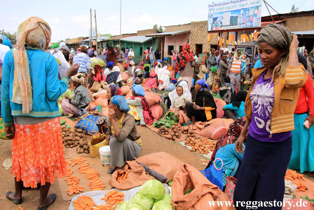 Ethiopia - Oromia - Bekoji - Market