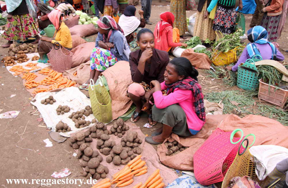 Ethiopia - Oromia - Bekoji - Market