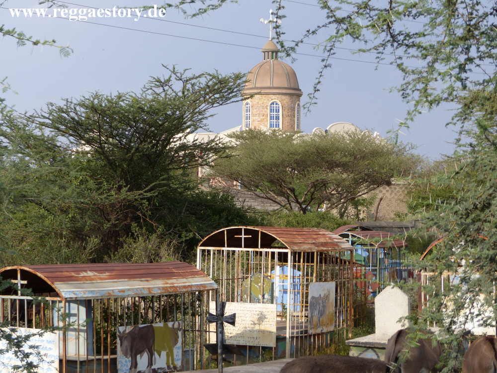 Ethiopia - Oromia - Welenchiti - Church + Cemetary