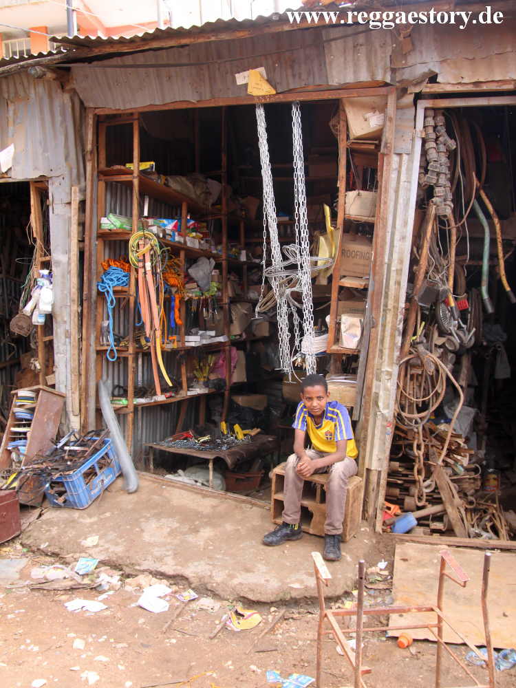 Ethiopia - Harar - Recycling Market