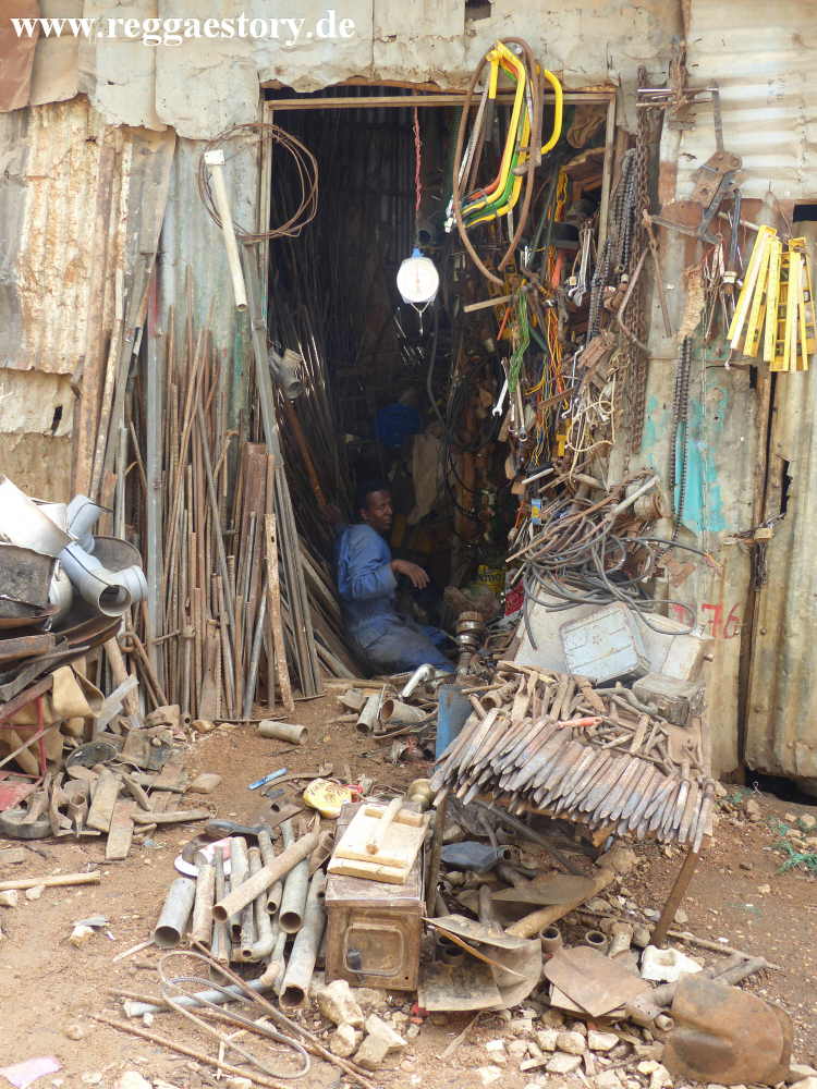 Ethiopia - Harar - Recycling Market