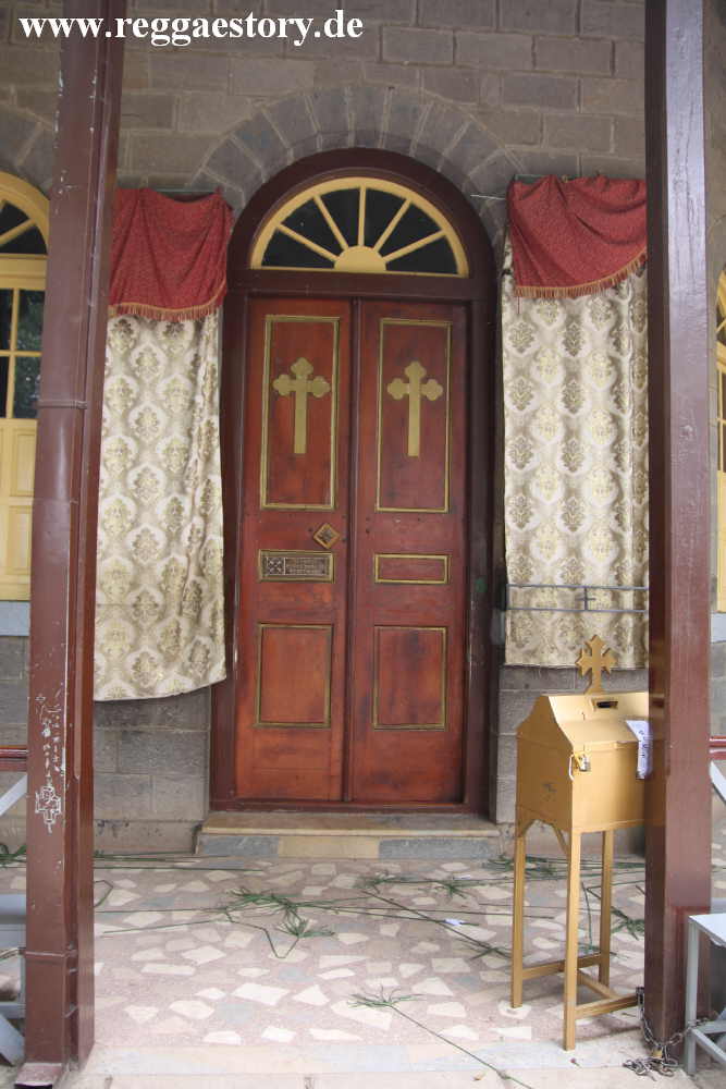 Keranyo Medhanealem Church - Addis Ababa