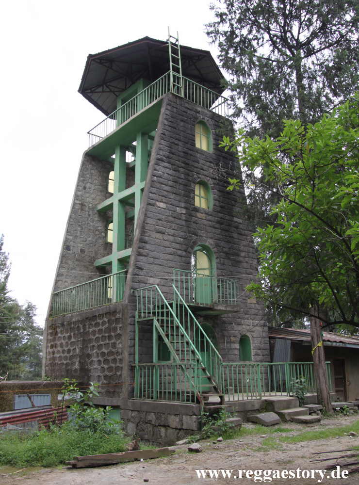 Keranyo Medhanealem Church - Addis Ababa