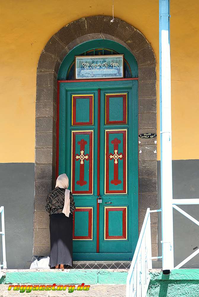 Menibere Nigist Kuskuam Saint Maryam Church - Addis Ababa