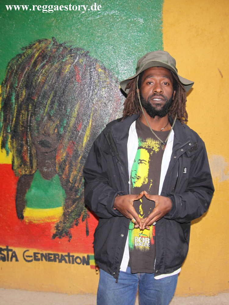 Massa Jah Den - Zion Train Lodge - Shashemene