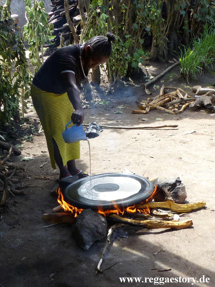 Injera - Ari Village - Jinka - Ethiopia