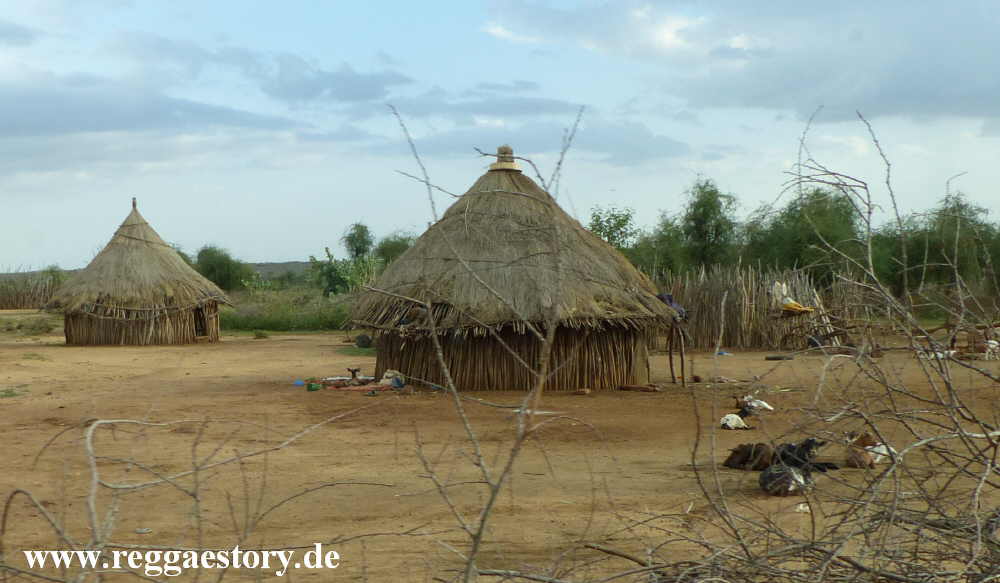 Hamer village - Near Turmi - Ethiopia