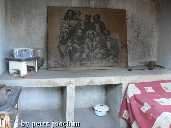 Trench Town Culture Yard - Bob Marleys Zimmer