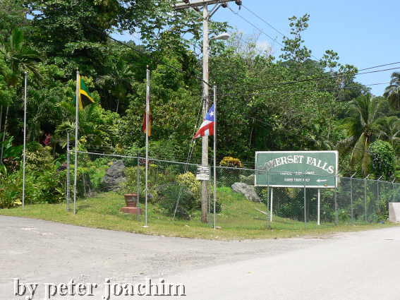 Eingang zu den Somerset Falls