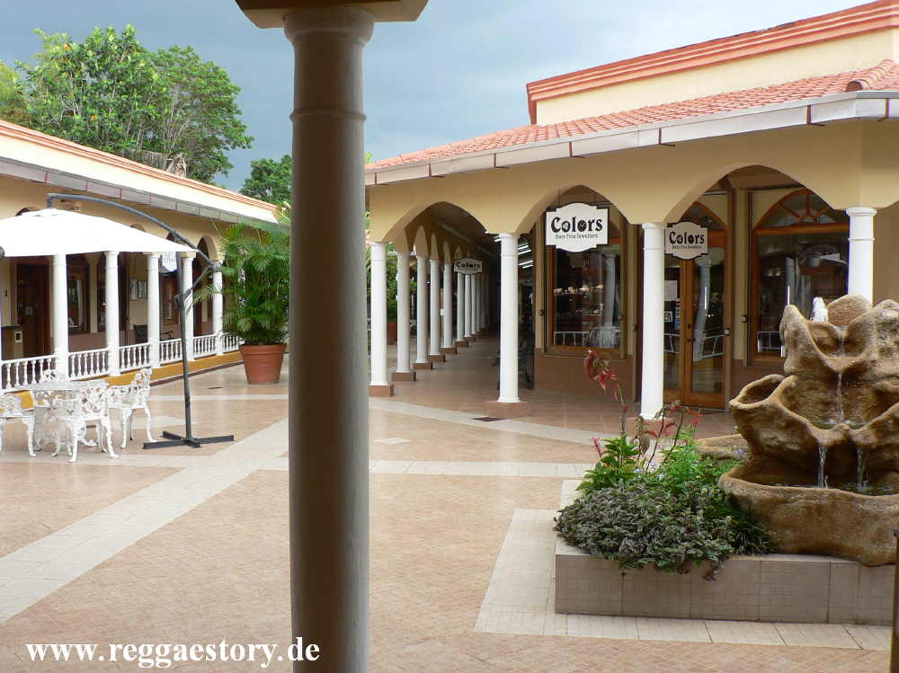 Time Square Shopping Mall - Negril