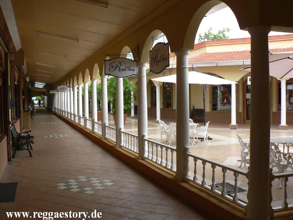 Time Square Shopping Mall - Negril