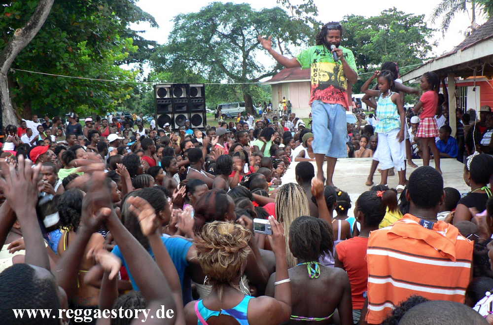Negril - Independence Day - Dancehall Queen Contest