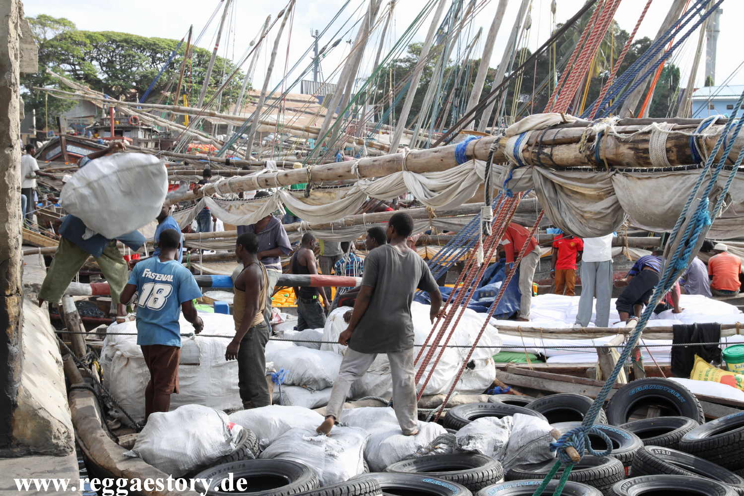 Zanzibar - Stone Town - Dhau Hafen
