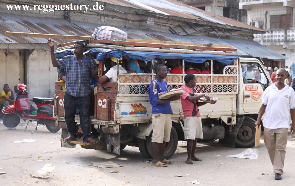Zanzibar - Stone Town - Busbahnhof