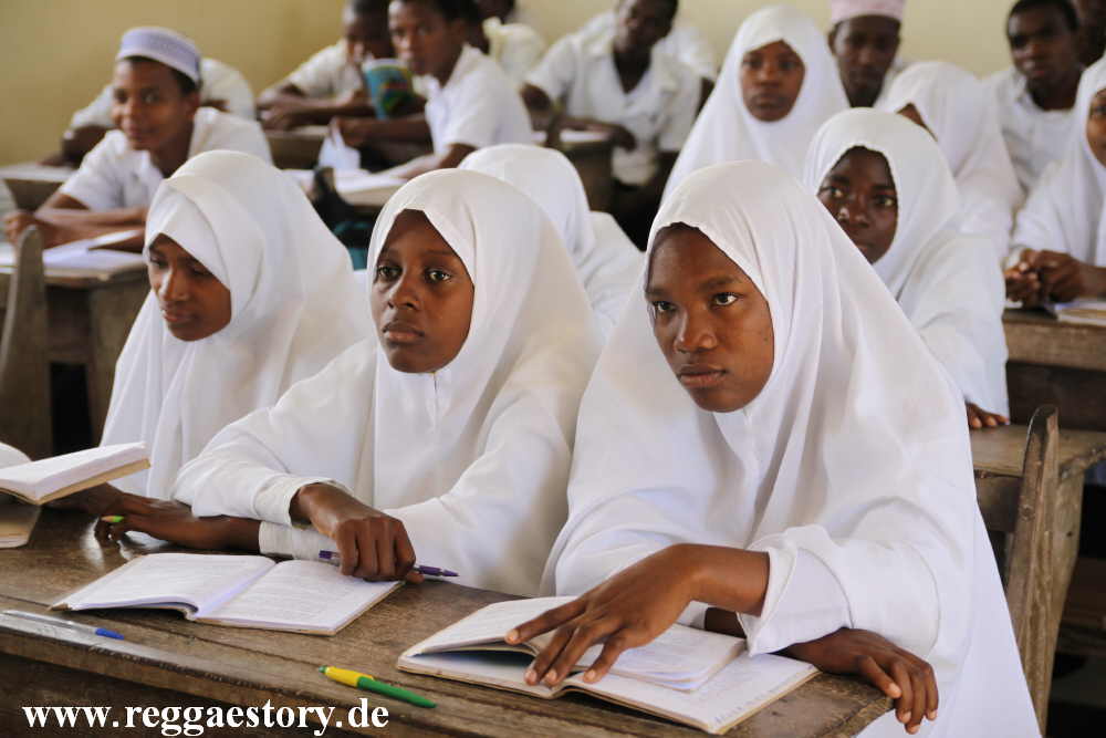 Zanzibar - Pwani Mchangani School