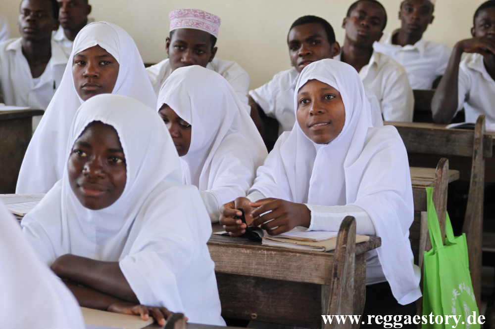 Zanzibar - Pwani Mchangani School